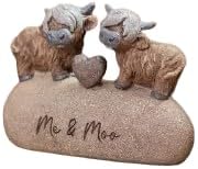 DOUGAL HIGHLAND COW COUPLE ORNAMENT POLYRESIN "ME & MOO"